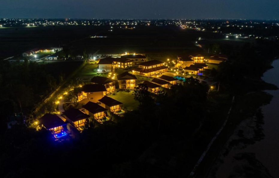 River Bank Jungle Resort