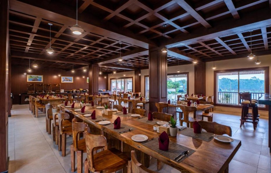 River Bank Jungle Resort